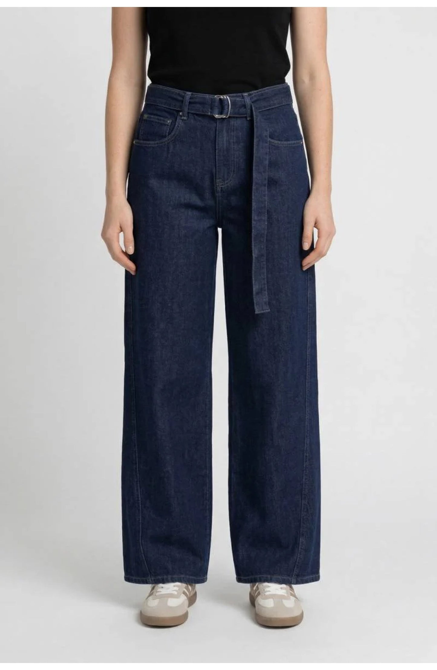 Women's High-Waist Wide-Leg Jeans | Belted Waist | Relaxed Drape