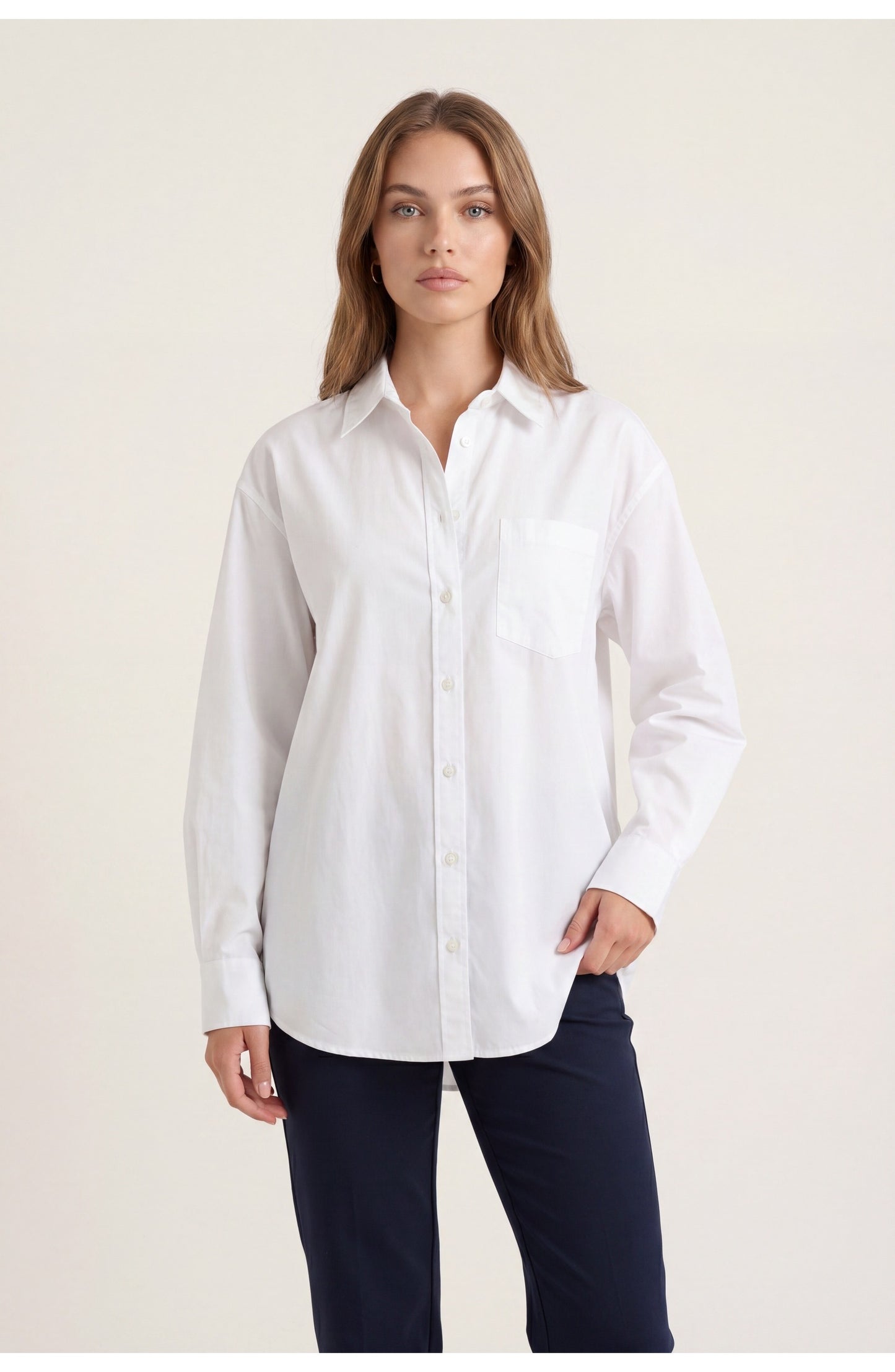 Women's Oversized Shirt | Classic Collar | Button-Down Front